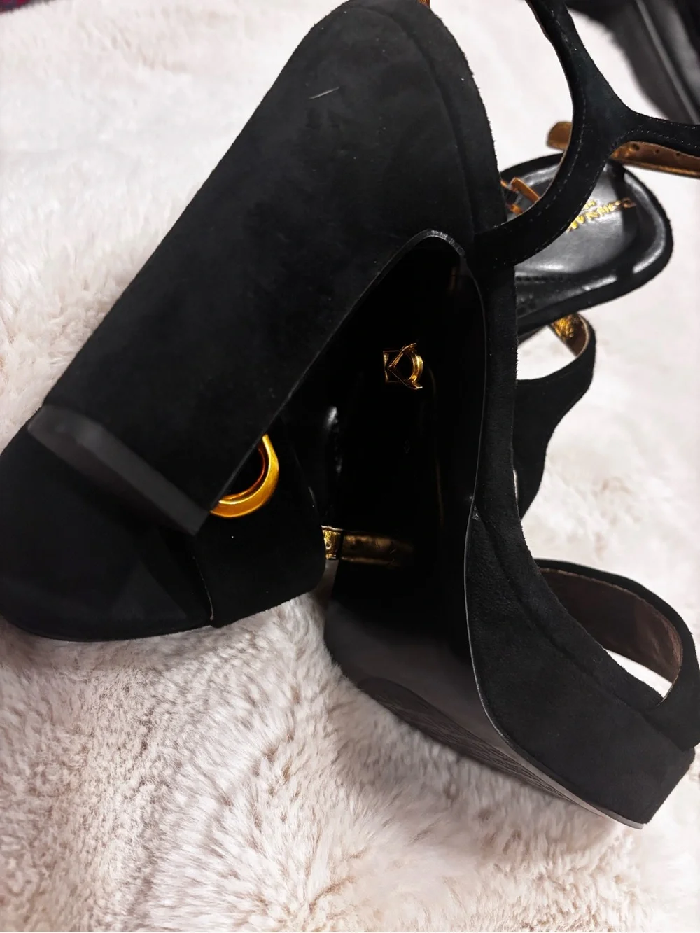 Donna Karan chic black